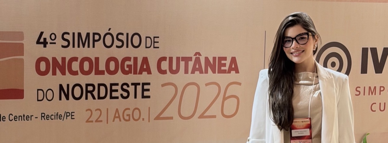 Dra. Maria Fernanda Tenório em evento médico especializado